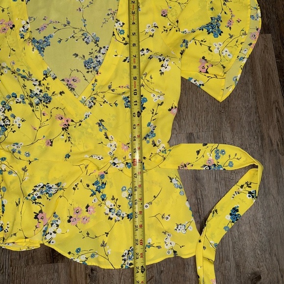 LOFT • Floral True Wrap Flutter Sleeve Blouse - Picture 6 of 8